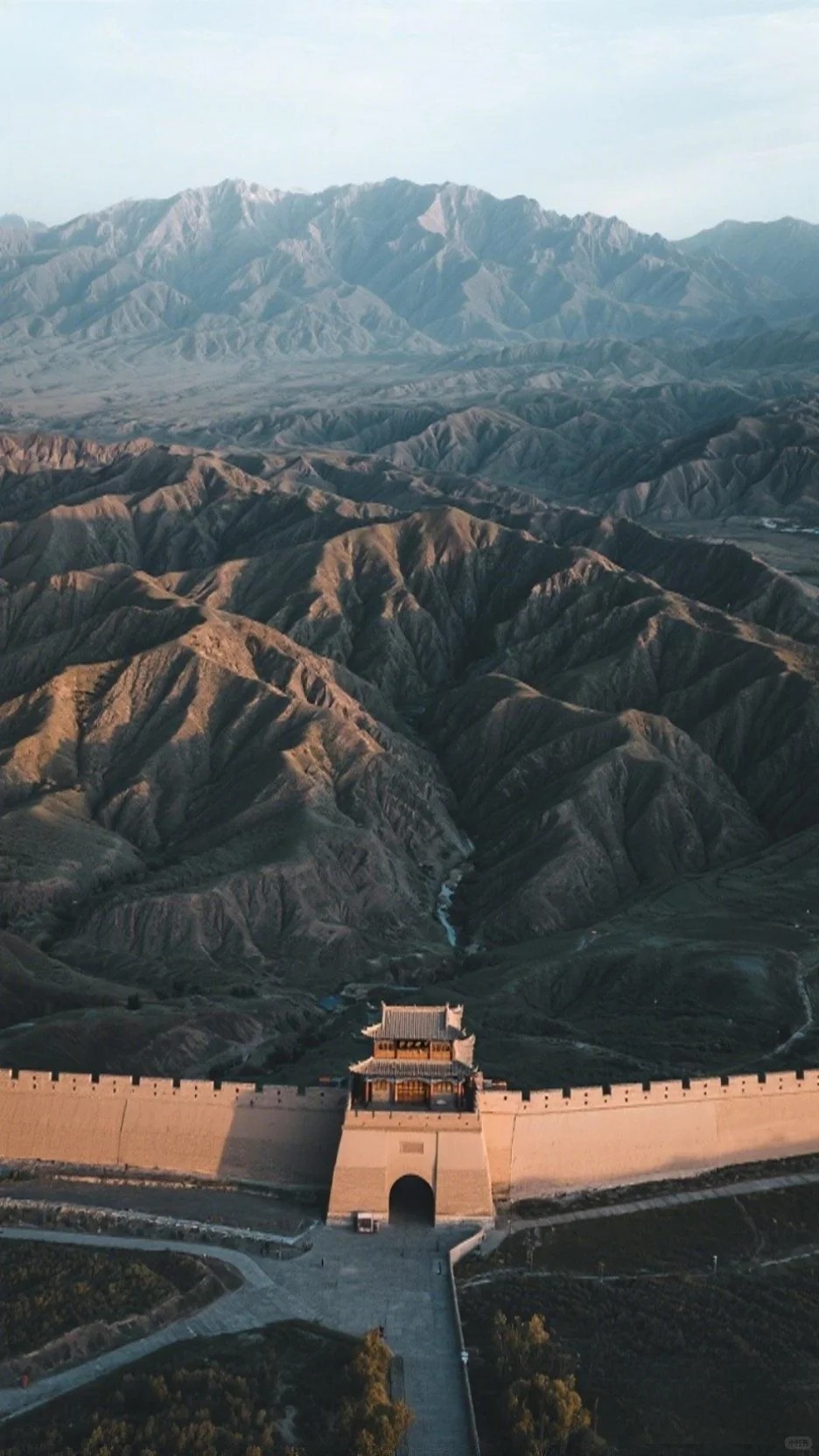 ✨嘉峪关手记｜戈壁孤城与烽火美学的碰撞